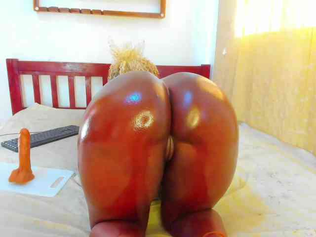 Lilyusk11 webcam