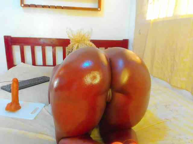 Lilyusk11 webcam
