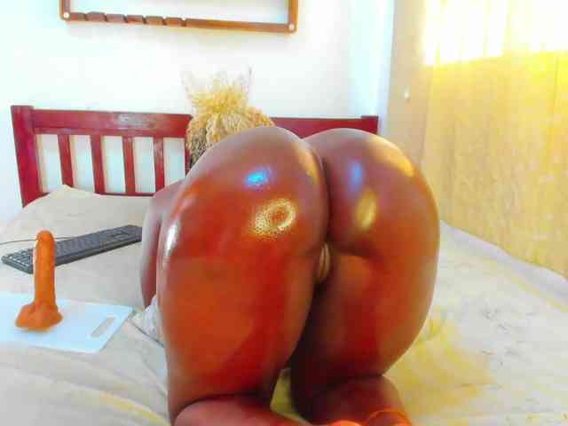 Lilyusk11 webcam