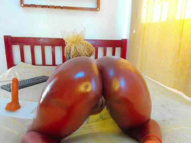 Lilyusk11 webcam