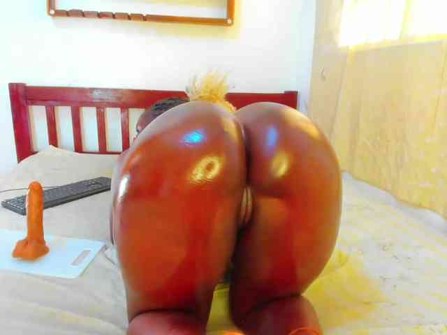Lilyusk11 webcam