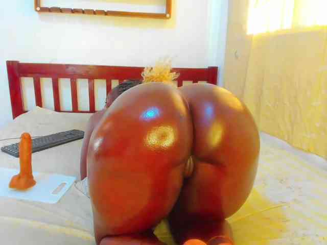 Lilyusk11 webcam