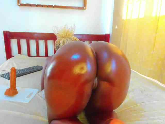 Lilyusk11 webcam