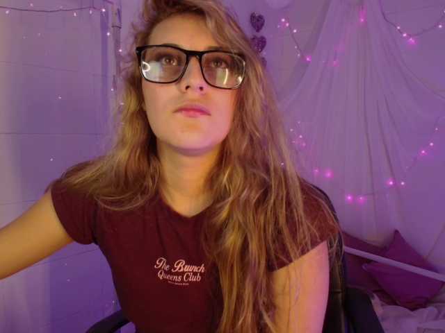 Preview of isabela-ross