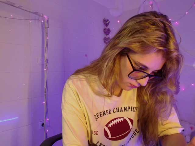 Preview of isabela-ross