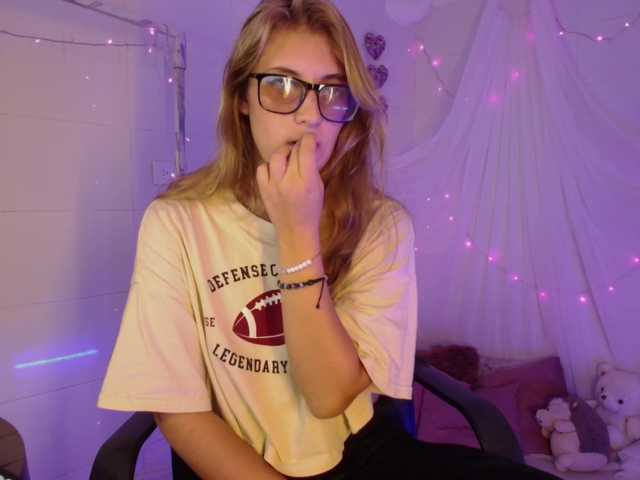 Preview of isabela-ross