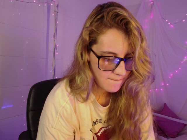 Isabela-Ross from BongaCams is Freechat