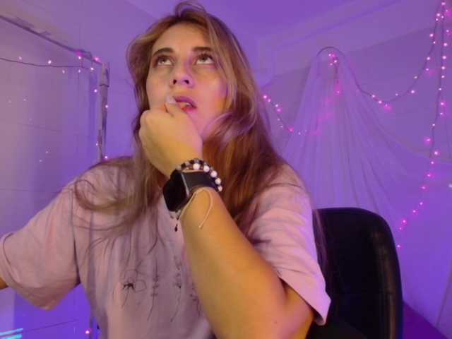 Isabela-Ross's BongaCams show and profile