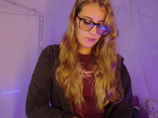 Isabela-Ross webcam