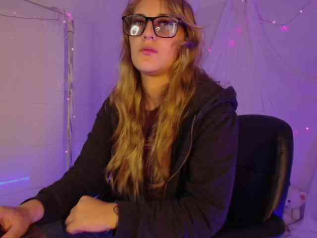 Isabela-Ross webcam