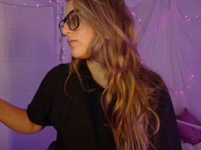 Isabela-Ross Isabela-Ross