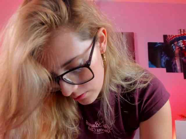 Isabela-Ross Isabela-Ross