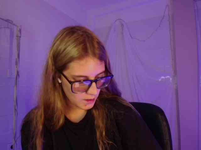 Isabela-Ross Isabela-Ross