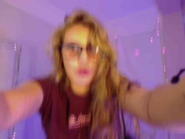 Isabela-Ross webcam