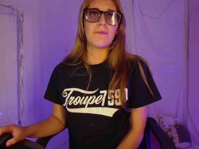 Isabela-Ross webcam