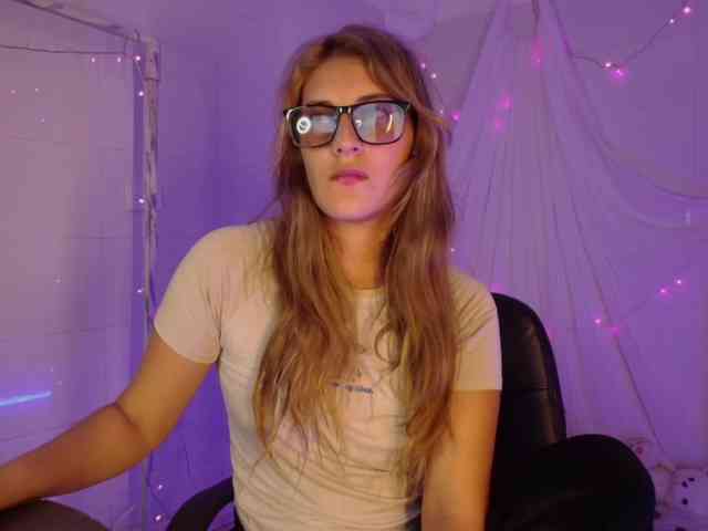 Isabela-Ross Isabela-Ross