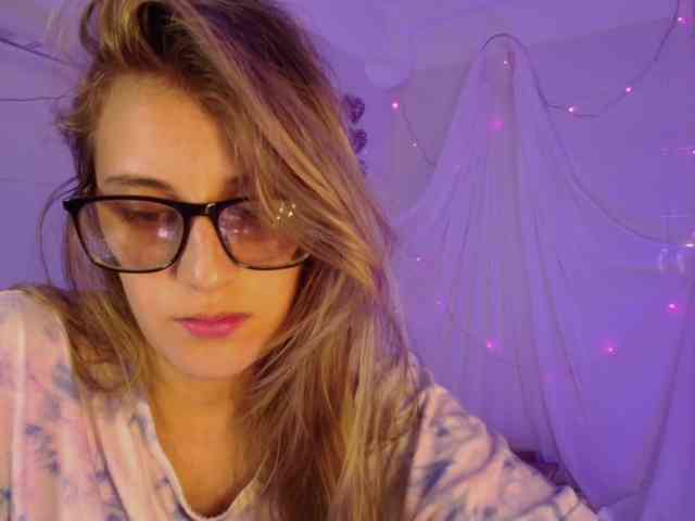 Isabela-Ross Isabela-Ross