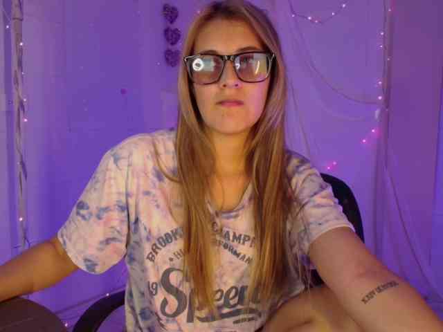 Isabela-Ross webcam