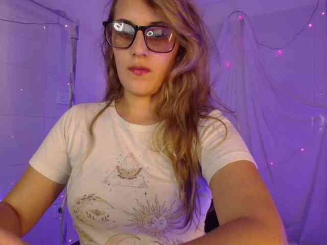 Isabela-Ross Isabela-Ross