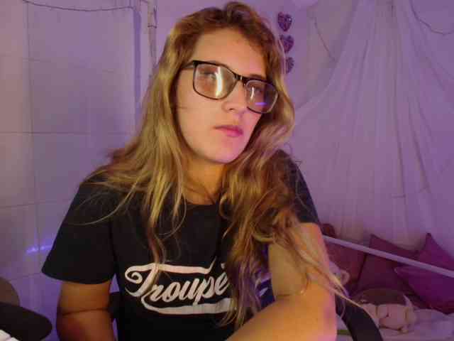 Isabela-Ross webcam
