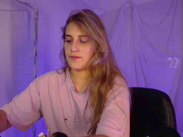 Isabela-Ross webcam