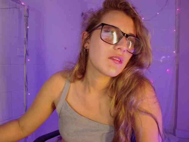 Isabela-Ross Isabela-Ross