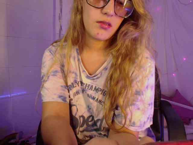 Isabela-Ross Isabela-Ross