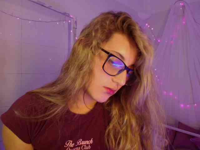 Isabela-Ross Isabela-Ross