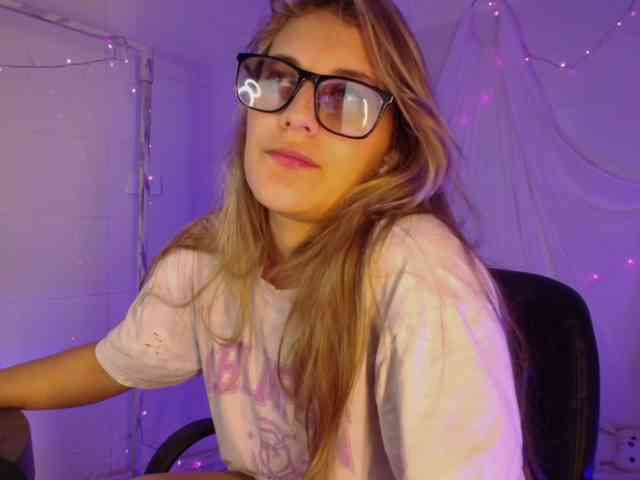 Isabela-Ross webcam