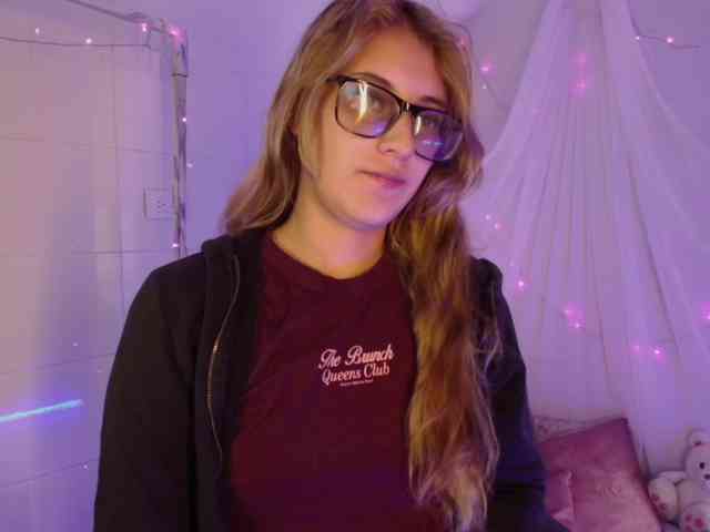 Isabela-Ross Isabela-Ross