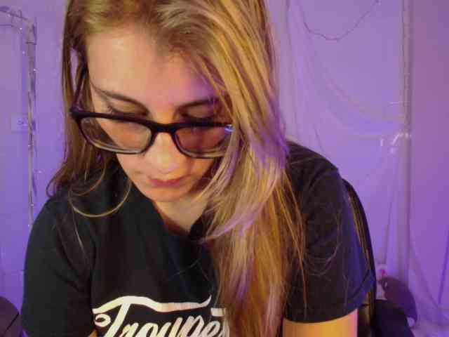 Isabela-Ross webcam