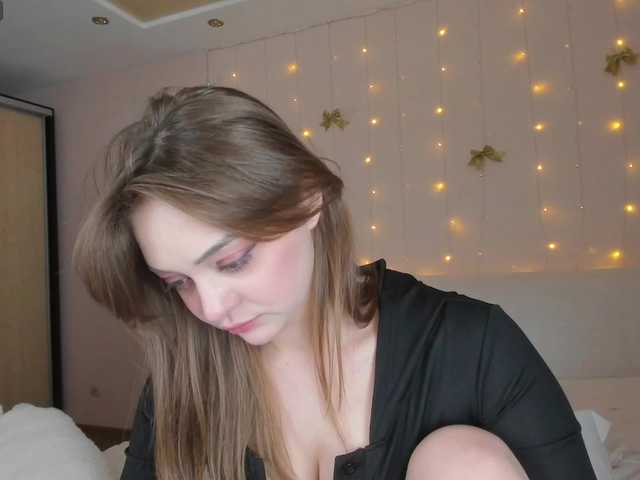 may-flower's BongaCams show and profile