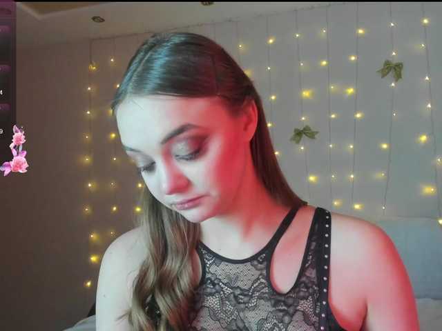 may-flower's BongaCams show and profile