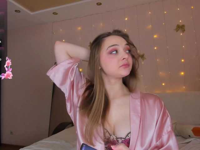 may-flower's BongaCams show and profile