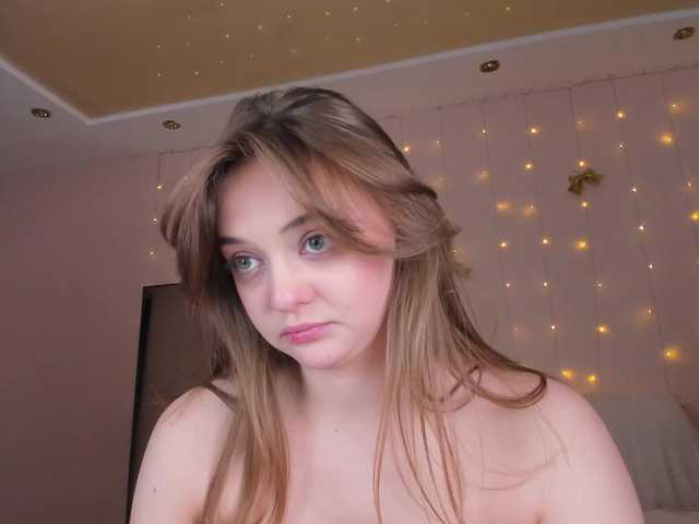 may-flower's BongaCams show and profile