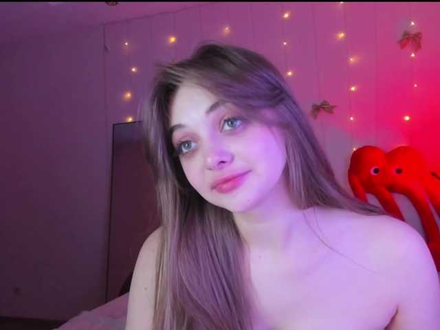 may-flower's BongaCams show and profile