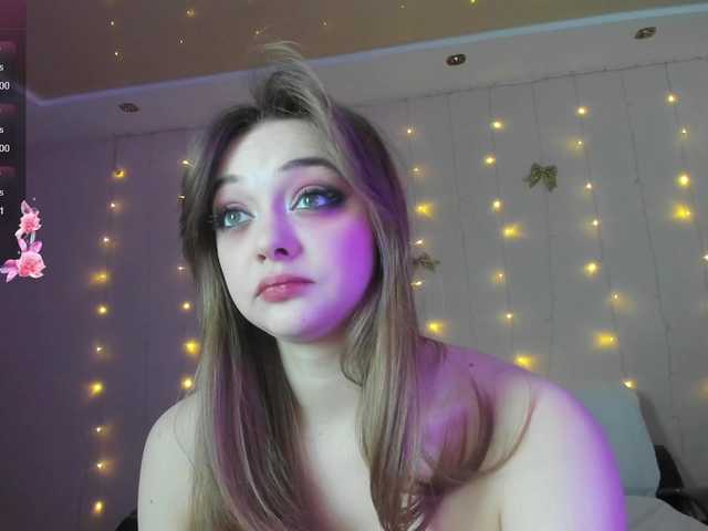 may-flower's BongaCams show and profile