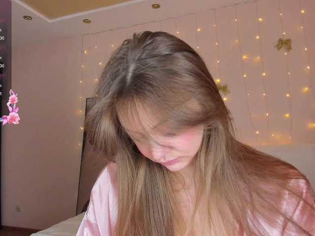 may-flower's BongaCams show and profile