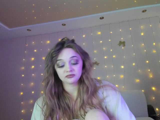 may-flower's BongaCams show and profile