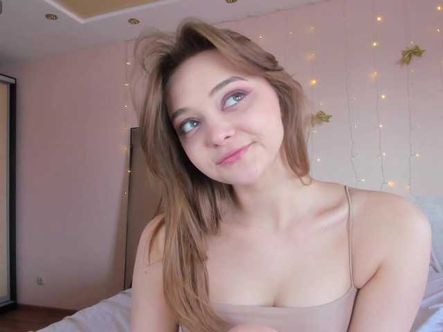 may-flower's BongaCams show and profile