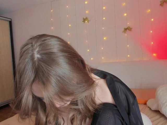 may-flower's BongaCams show and profile