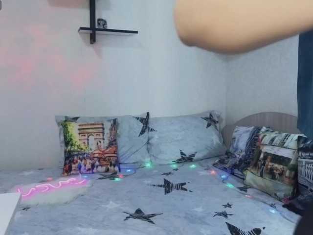 IngaShy's BongaCams show and profile