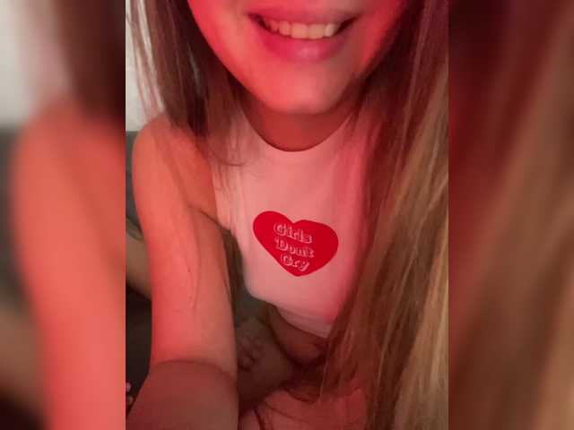 Sex chat gratuit in direct cu AnnaRoms12 pe BongaCams