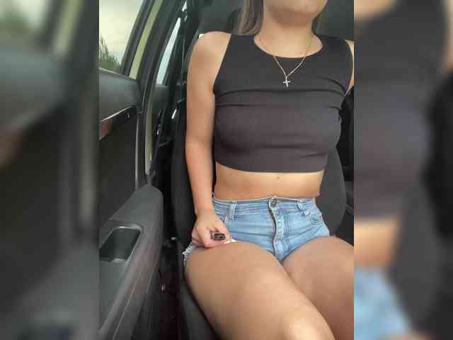free live sex chat AnnaRoms12