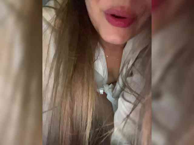 strip chat online AnnaRoms12