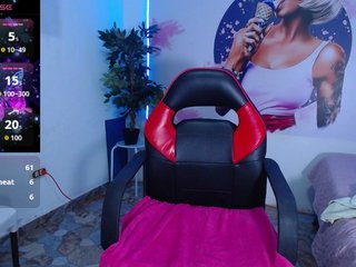 cristal-horny19 Porn Show