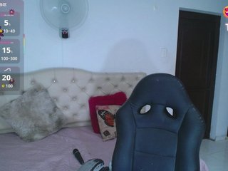 cristal-horny19 Porn Show