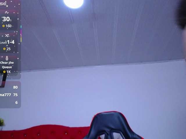 cristal-horny19's BongaCams show and profile