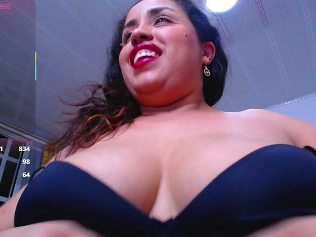 cristal-horny19's BongaCams show and profile