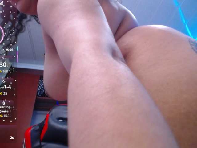 cristal-horny19's BongaCams show and profile